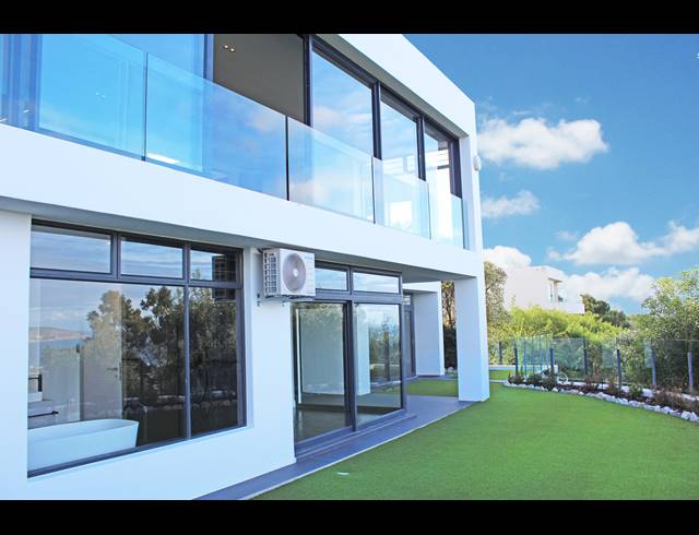 7 BEDROOM HOUSE FOR SALE IN CUTTY SARK
